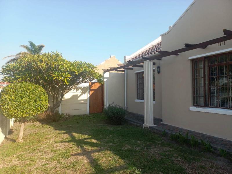 3 Bedroom Property for Sale in Athlone Western Cape